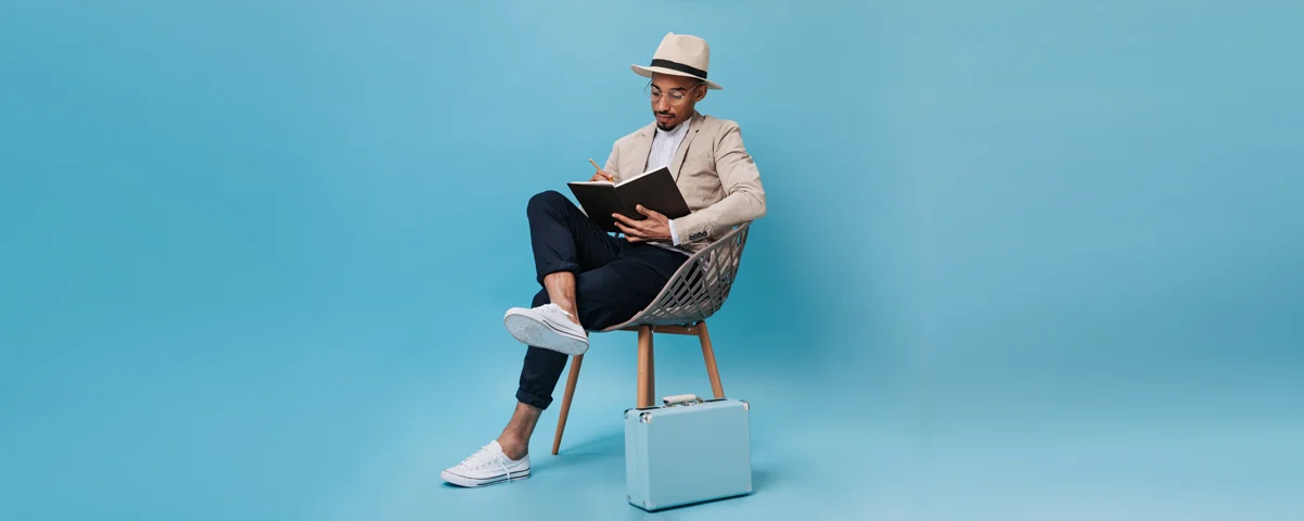 5 must-read books that will expand your fashion knowledge